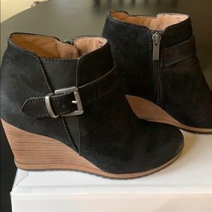 Nordstrom Caslon Black Suede Wedge Booties With Brown Heel - Size 36 (6)